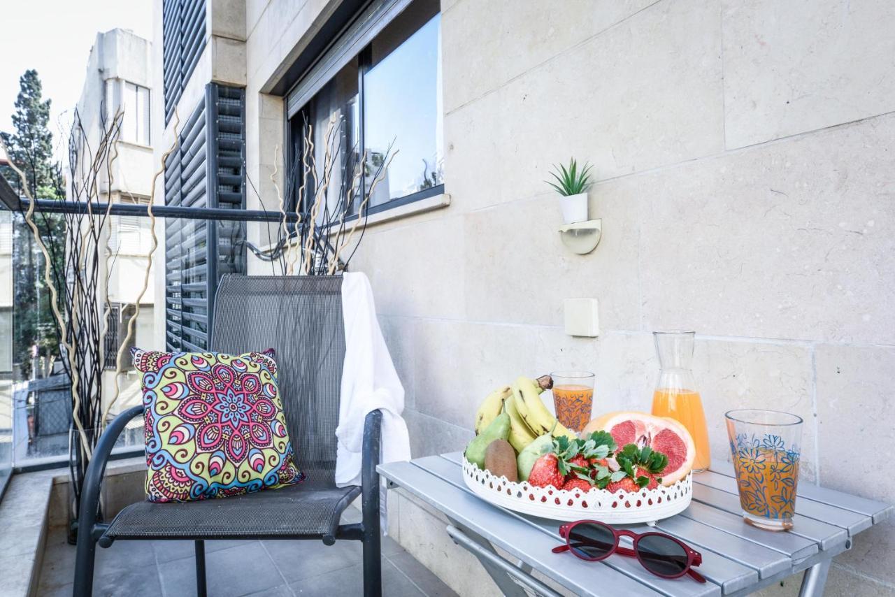 Stunning 2Br Apt W Balcony In City Center By Sea N' Rent Tel Aviv Exteriör bild